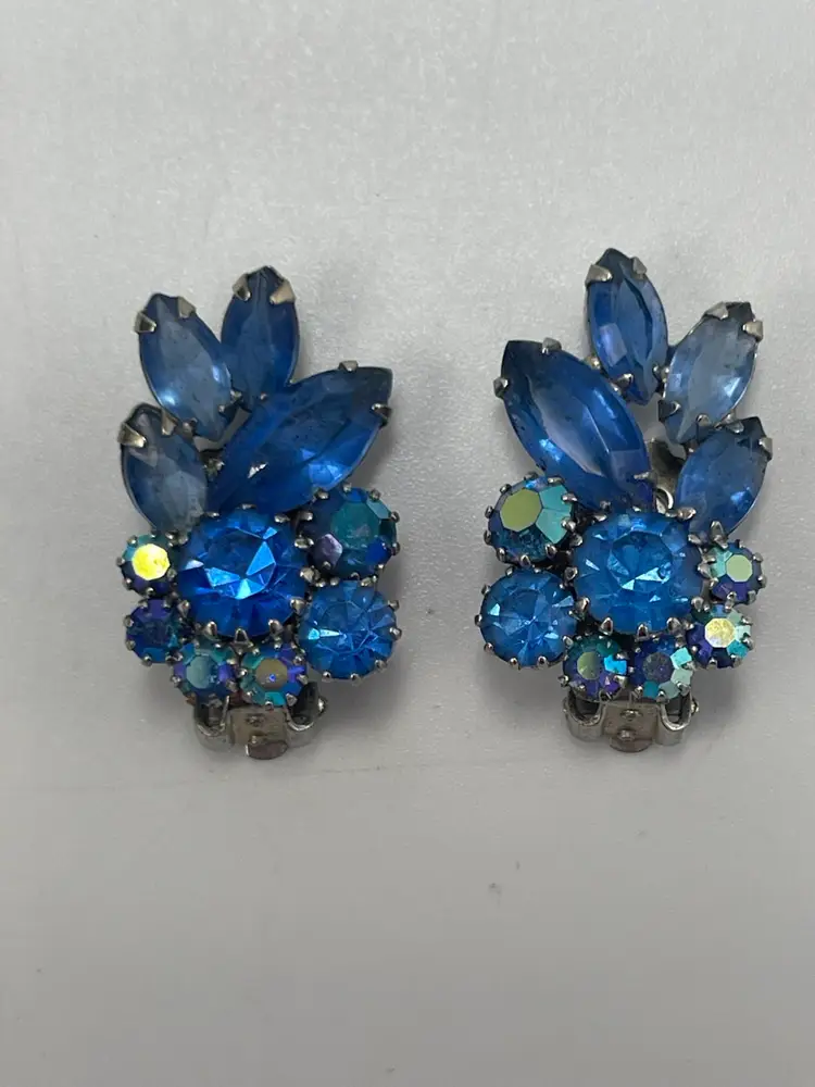 Weiss Clip Earrings Vintage Blue Rhinestones 1”x0.5” MCM 1950s Bride Pageant Prom