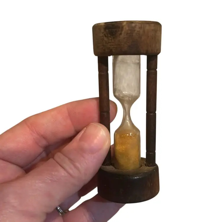 French vintage wooden and plastic hourglass ⌛️ Timer