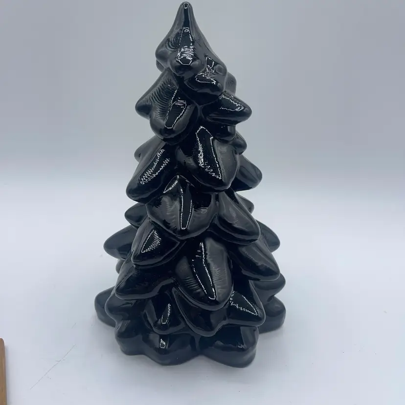 Mosser Christmas Tree 8” Black Glossy