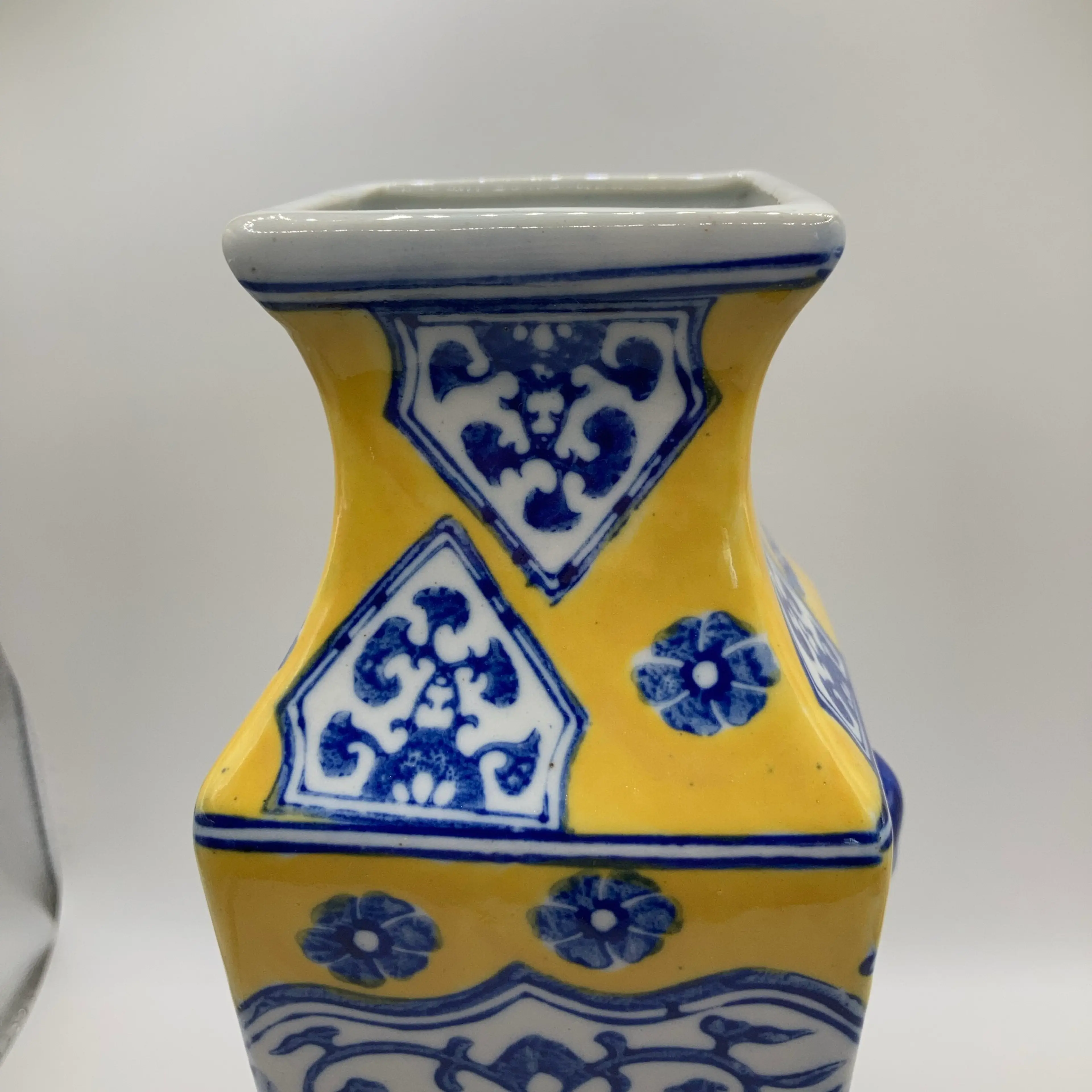 Image 3 of 21