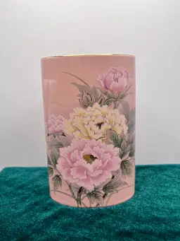 TOYO vintage Victorian Peony Vase
