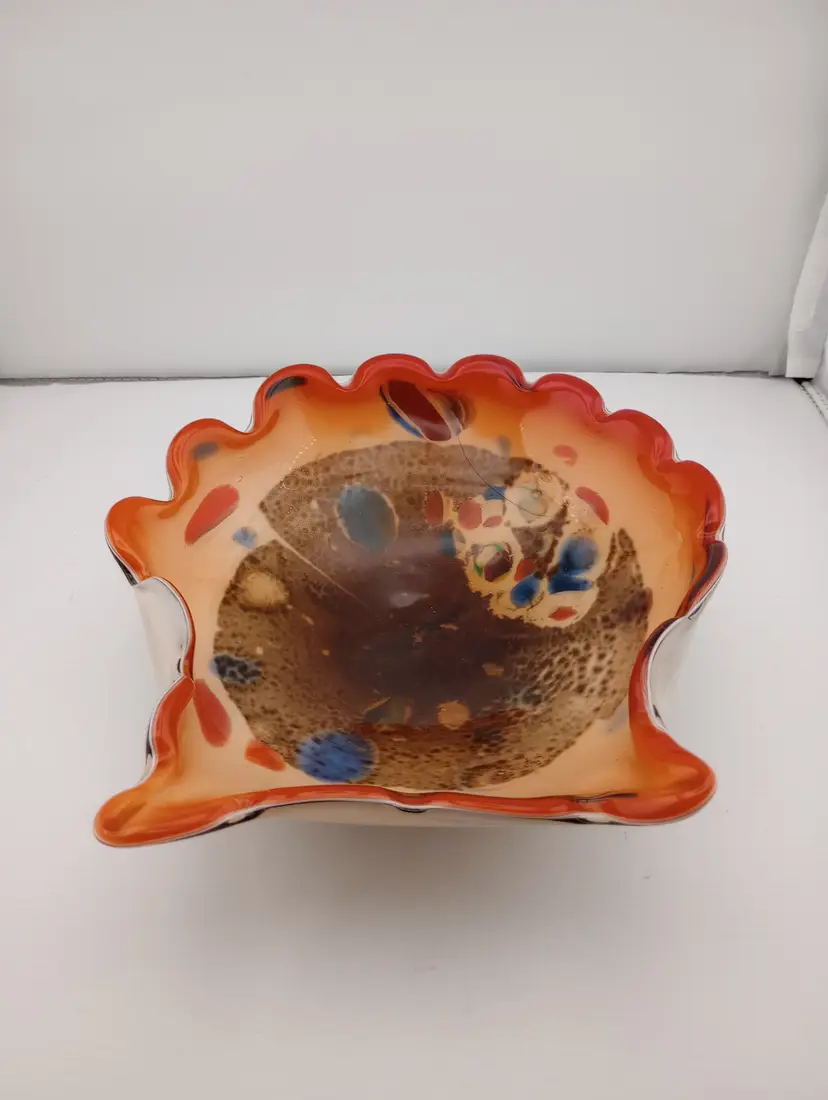 Vintage Murano shell bowl