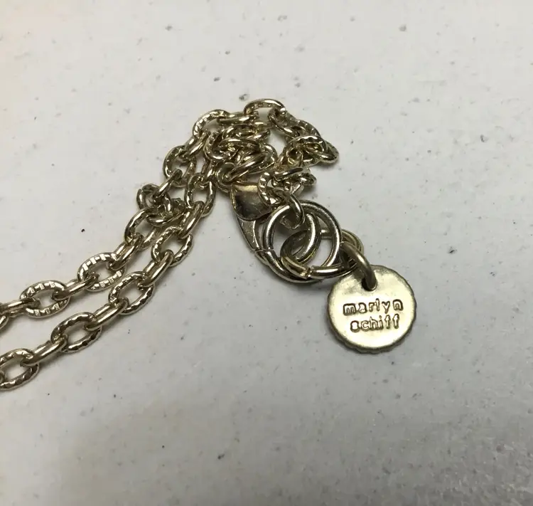 Light gold tone necklace: 20" Marlyn Schiff textured chain with 7 flower links