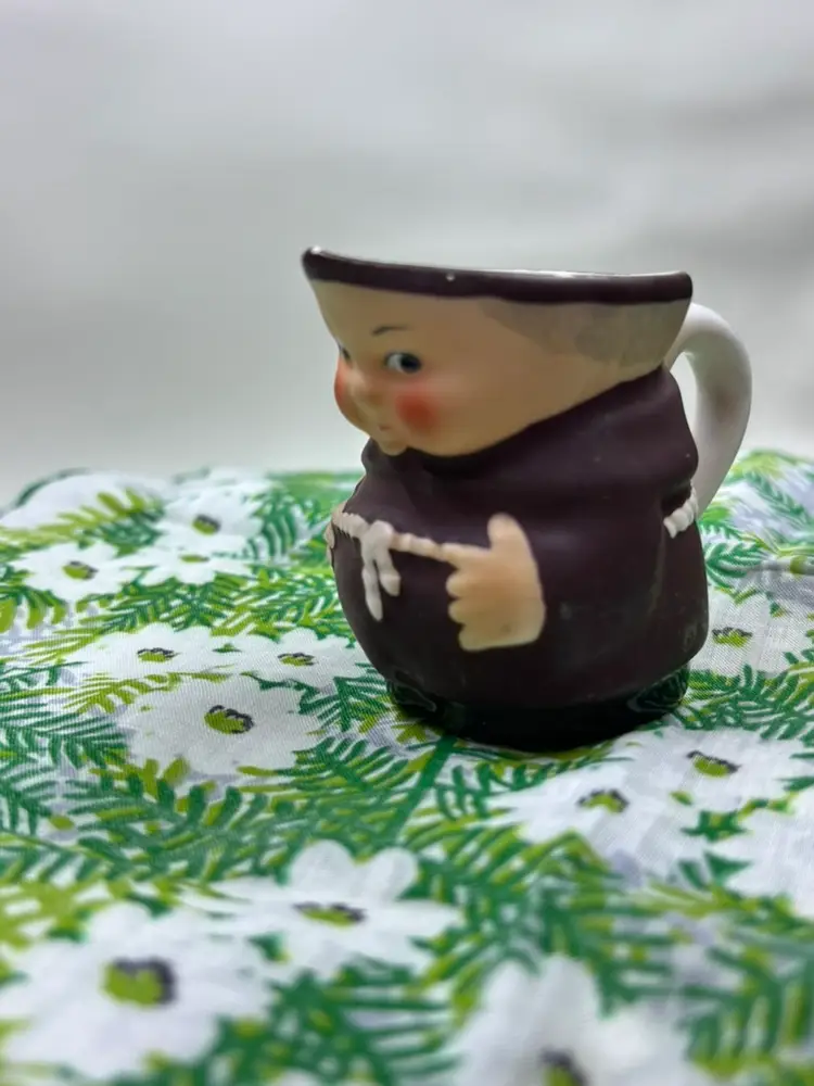 Deruta Friar/Monk Creamer