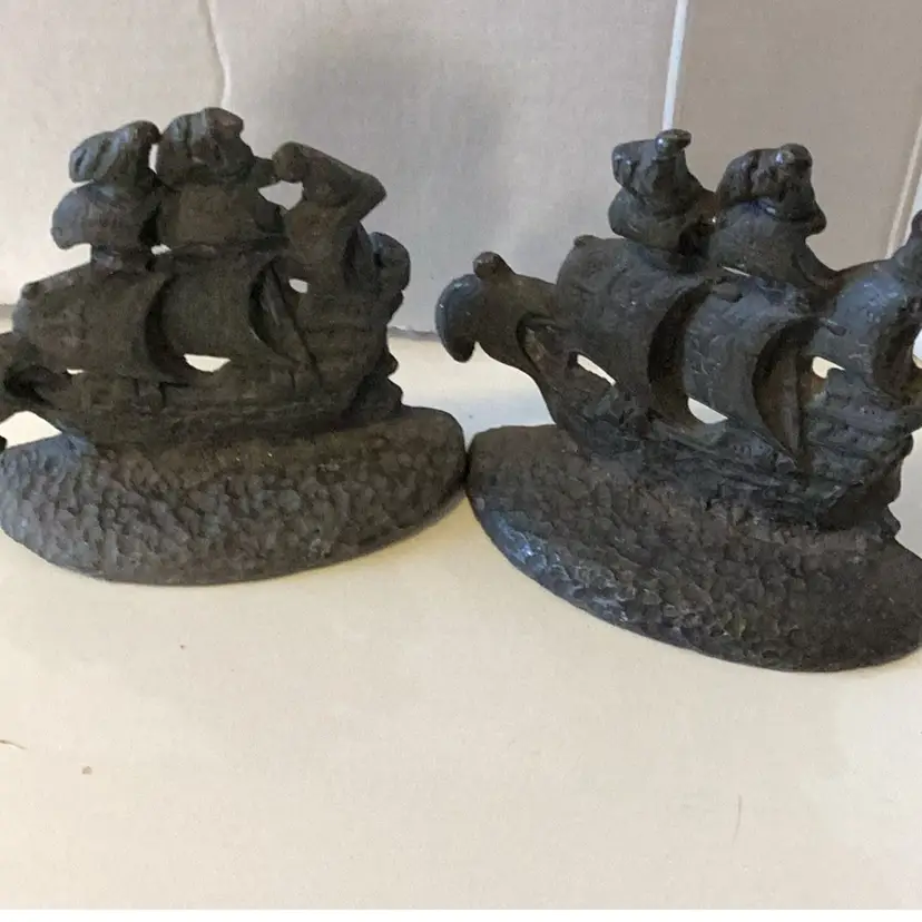 Cast iron ship book ends under the sea