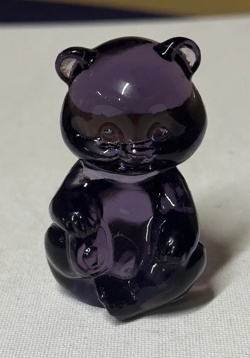 Fenton Glass Bear AMETHYST PURPLE Violet 2 3/4" Sitting Seated Figurine