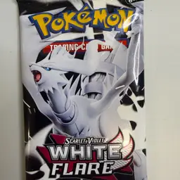 Pokemon White Flare Pack