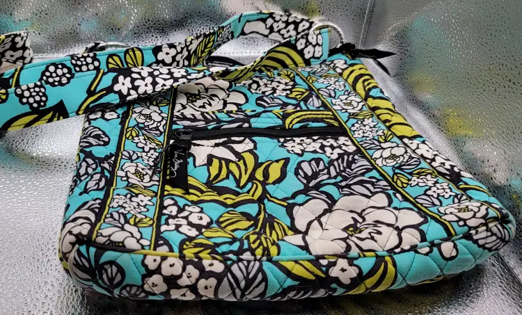 Vera Bradley crossbody hipster purse