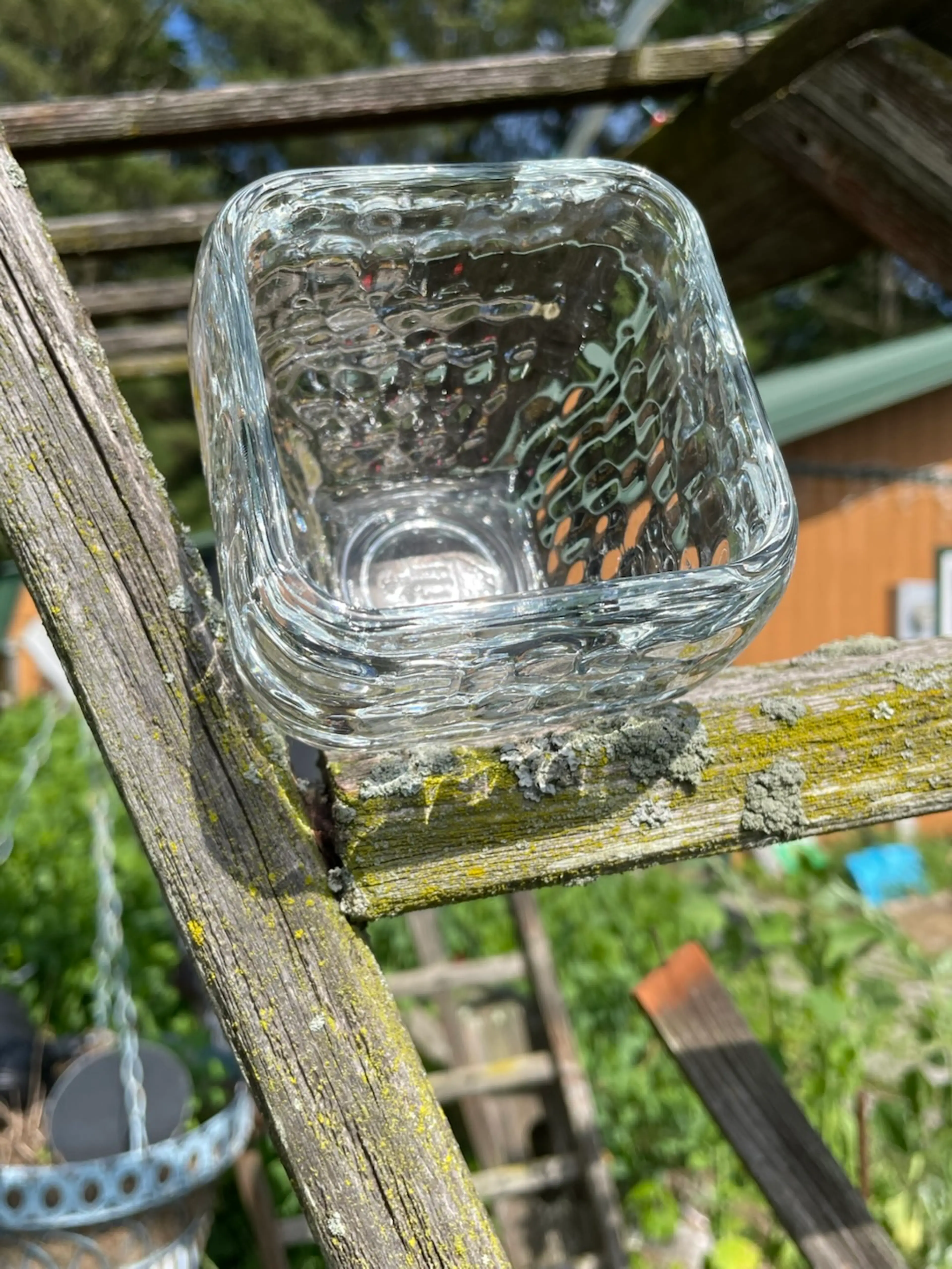 Image 4 of 6