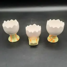 Vintage Egg Cups Broken Egg Shell Chicken Legs Easter Set of 3 TasteSetter Japan