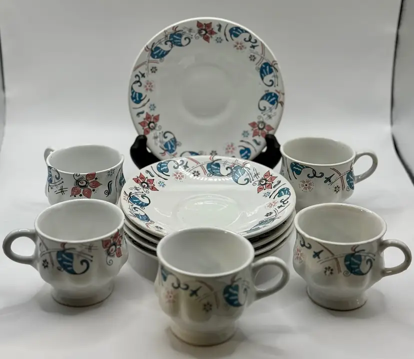 Vintage Floral Pattern Tea Set Of 4, Multicolor Blues, Pinks, White, By Hitkari, Made In Japan