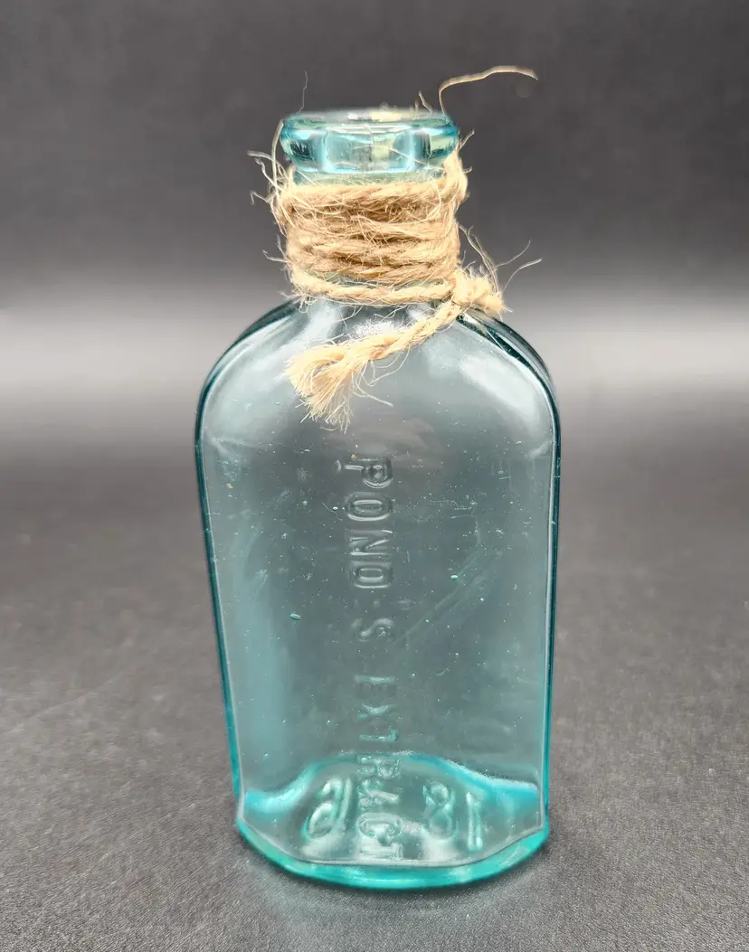 Vintage Ponds Extract Bottle