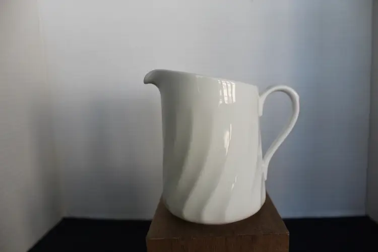 Corning Corelle Enhancements White Swirl Pattern Creamer Pitcher