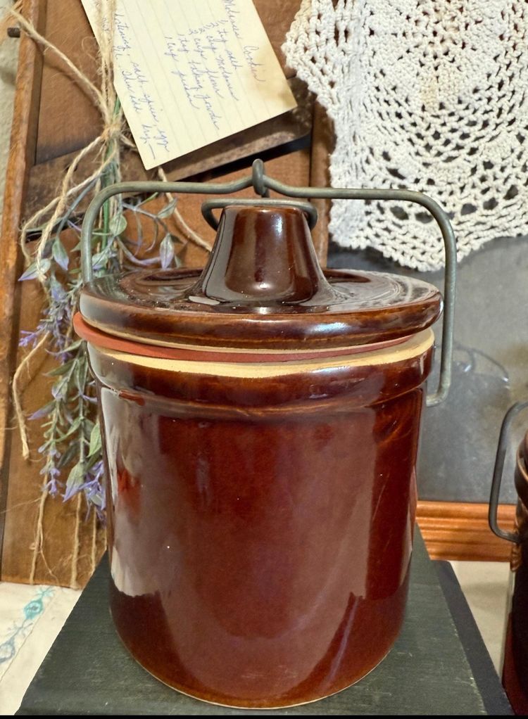 Set Of 2 Vintage Cheese Crocks
