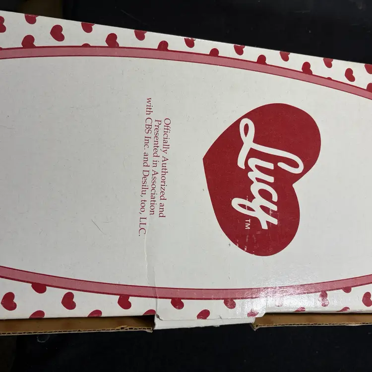 I Love Lucy 1996 Carmen Miranda “Be A Pal” Hamilton Collection Porcelian Doll - With Paper Work - Box Fair