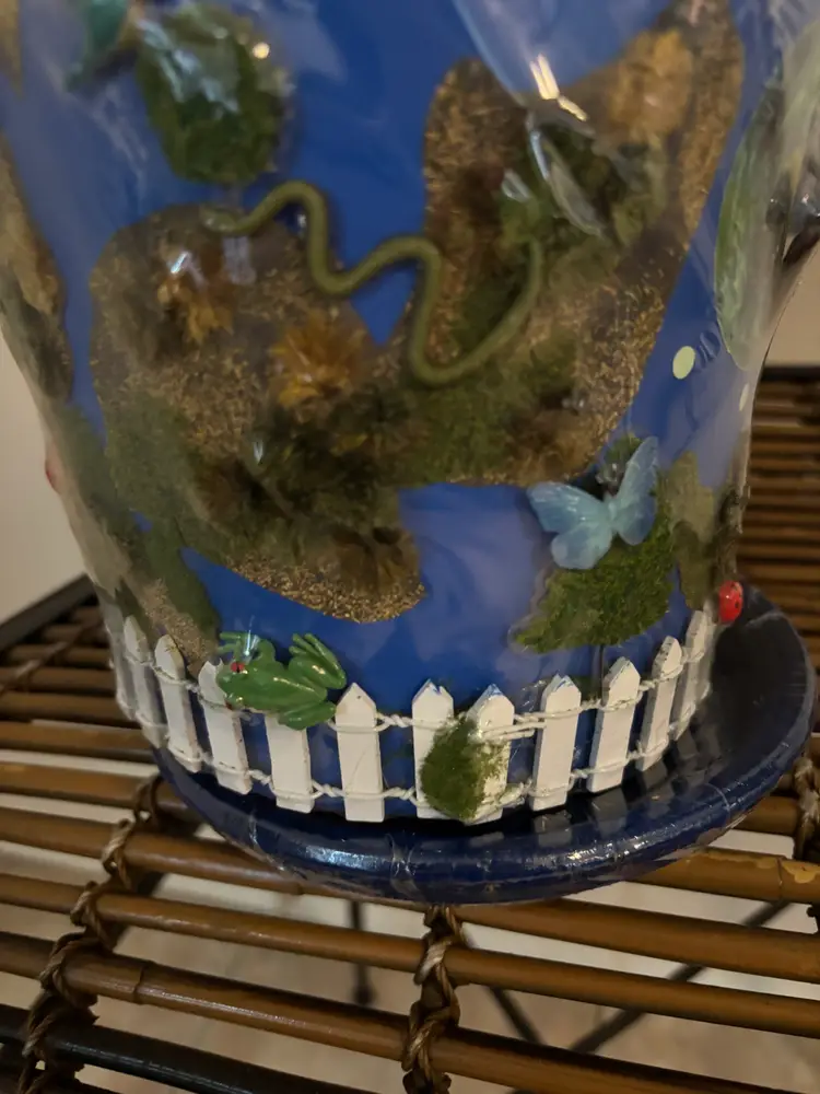 "Astro Garden" 6" Clay Pot