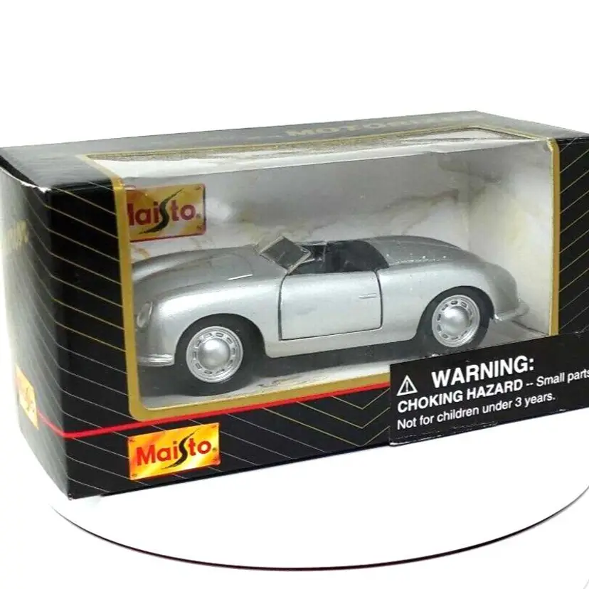 1948 Porche Roadster Maisto Superior Motorized Silver Spyder NEW