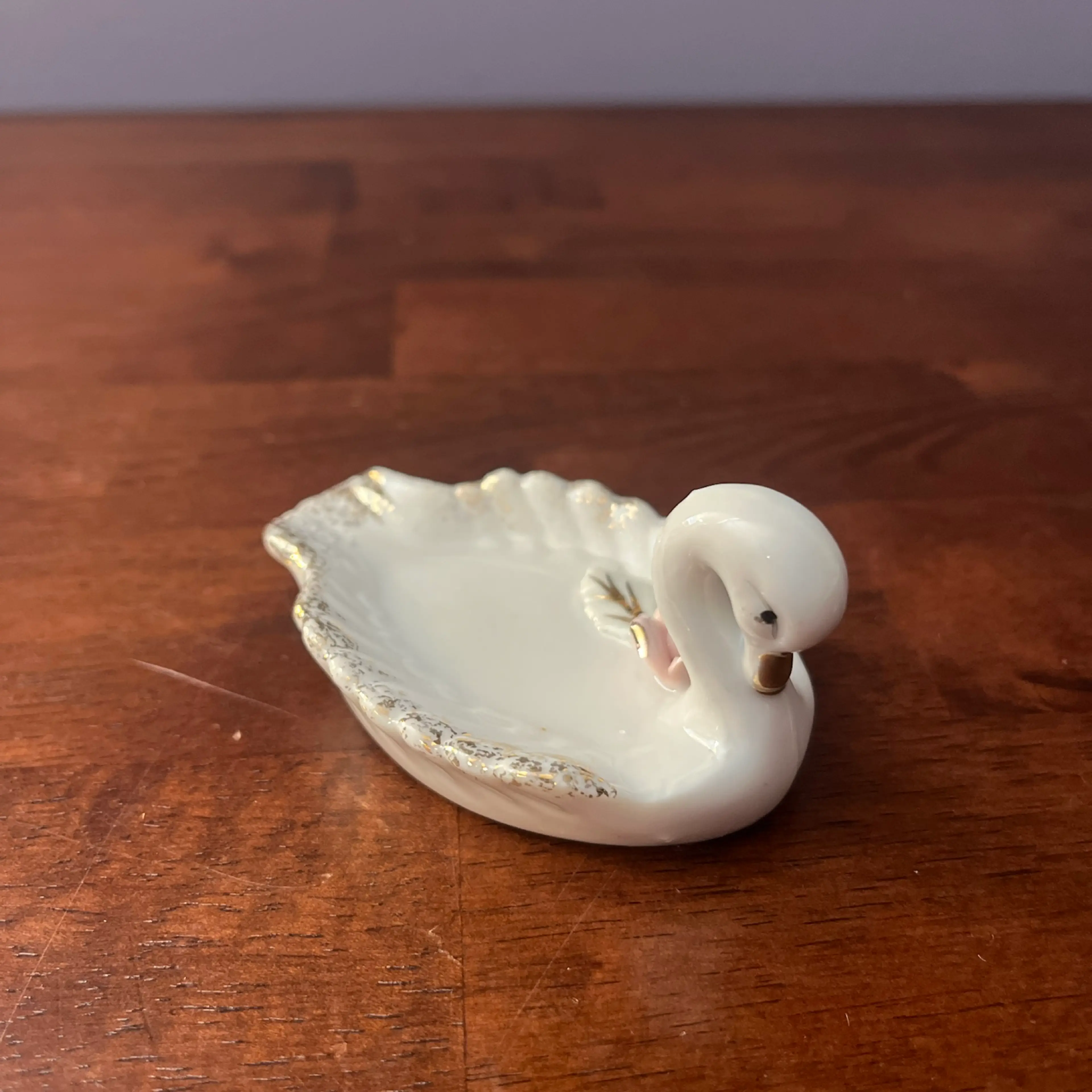 Image 3 of 4