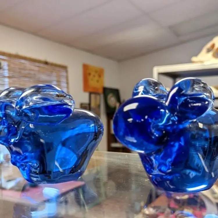 Vintage Hand Blown cobalt Blue Art Glass Bunny Rabbits Figurine Paperweight lot of 2