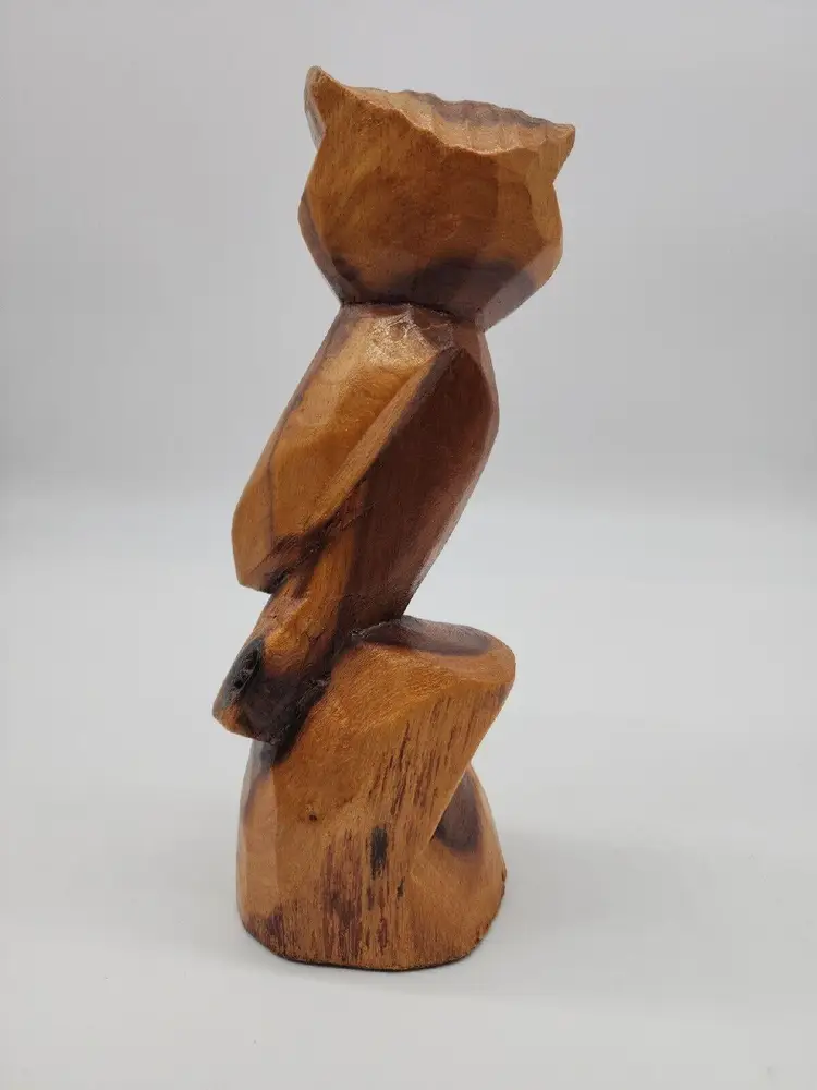 Vintage hand carved wood Owl sculpture Figure Ooak Unsigned 8.25"