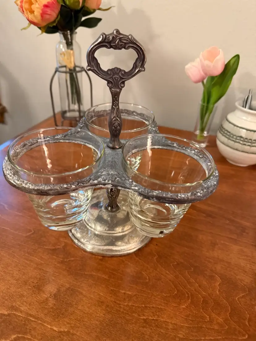 ☀️9” W x 10” H Vintage Hollywood Regency Style Condiment Server