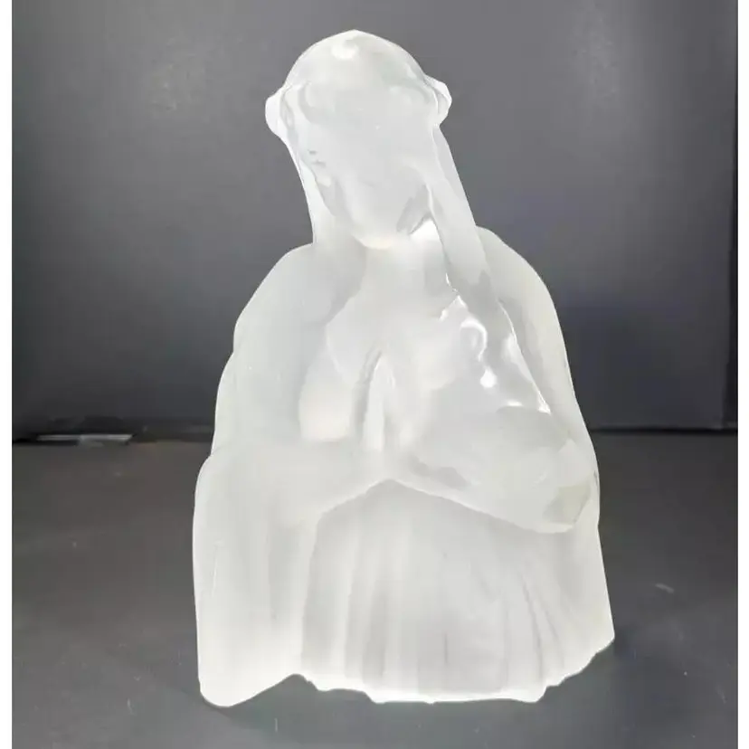 Vintage LE Smith Glass Praying Madonna Frosted Glass Figurine Bust Religious