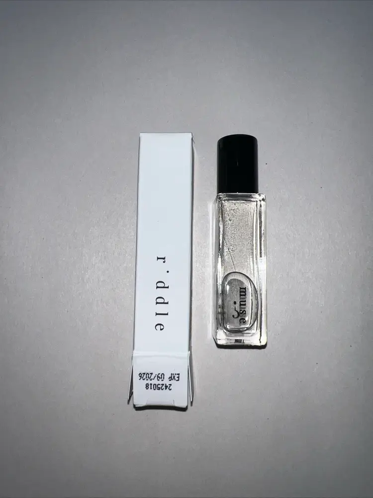 New RIDDLE Muse Scent Roll-On Fragrance Oil 8ml Expires 9/2026 Fab Fit Fun NIB