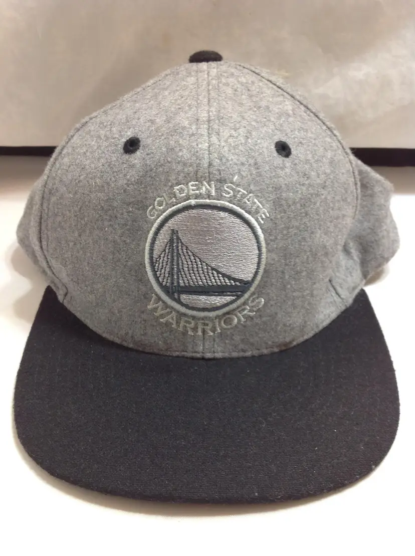 Mitchell & Ness Golden State Warriors Gray Black Pop Adjustable Snapback Hat Cap
