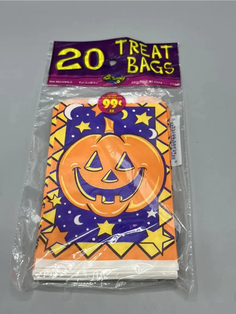 Fun World 1995 20 Vintage Halloween Trick Treat Paper Bags Pumpkin