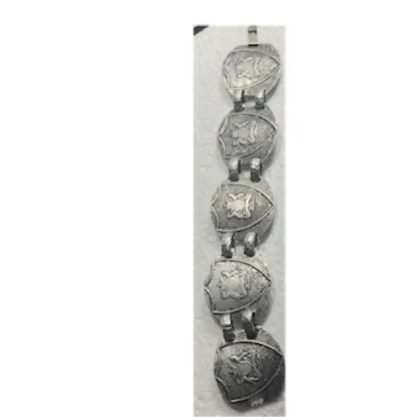 Bracelet As pictured