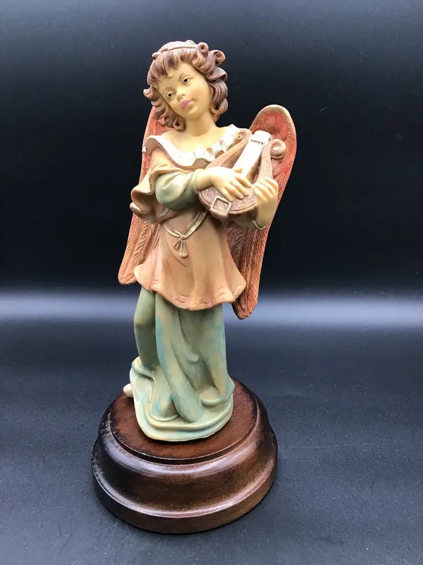 492-Resin Angel Music Box, Made In Italy