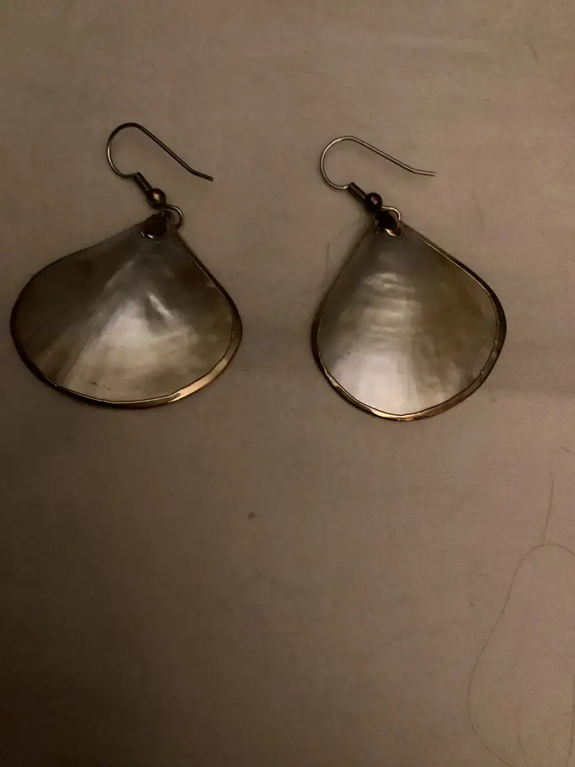 Livestream thumbnail