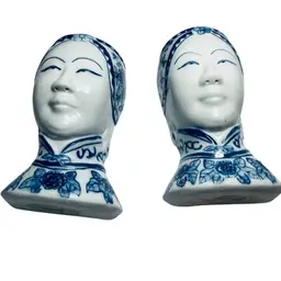 Pair Vtg. Oriental Head Wall Pocket Vases, Porcelain Rich Vibrant Color Blue & White, Made In China, Kitsch Decor, Very Nice Condition (Please See Photos)