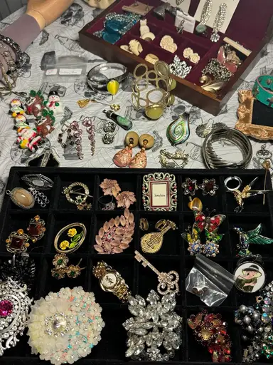 Broaches, Clip Ons And Hat Pins!! Oh My!