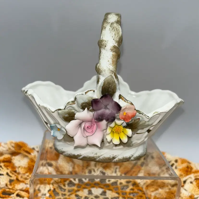 Vintage Porcelain Slip Trinket Basket With Capodimonte-type Flowers-Japan