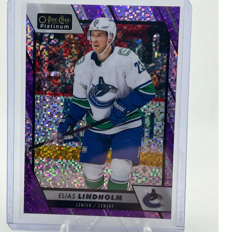 Elias Lindholm 2023-2024 O-Pee-Chee Platinum Violet Pixels Parallel 167/299 Vancouver Canucks