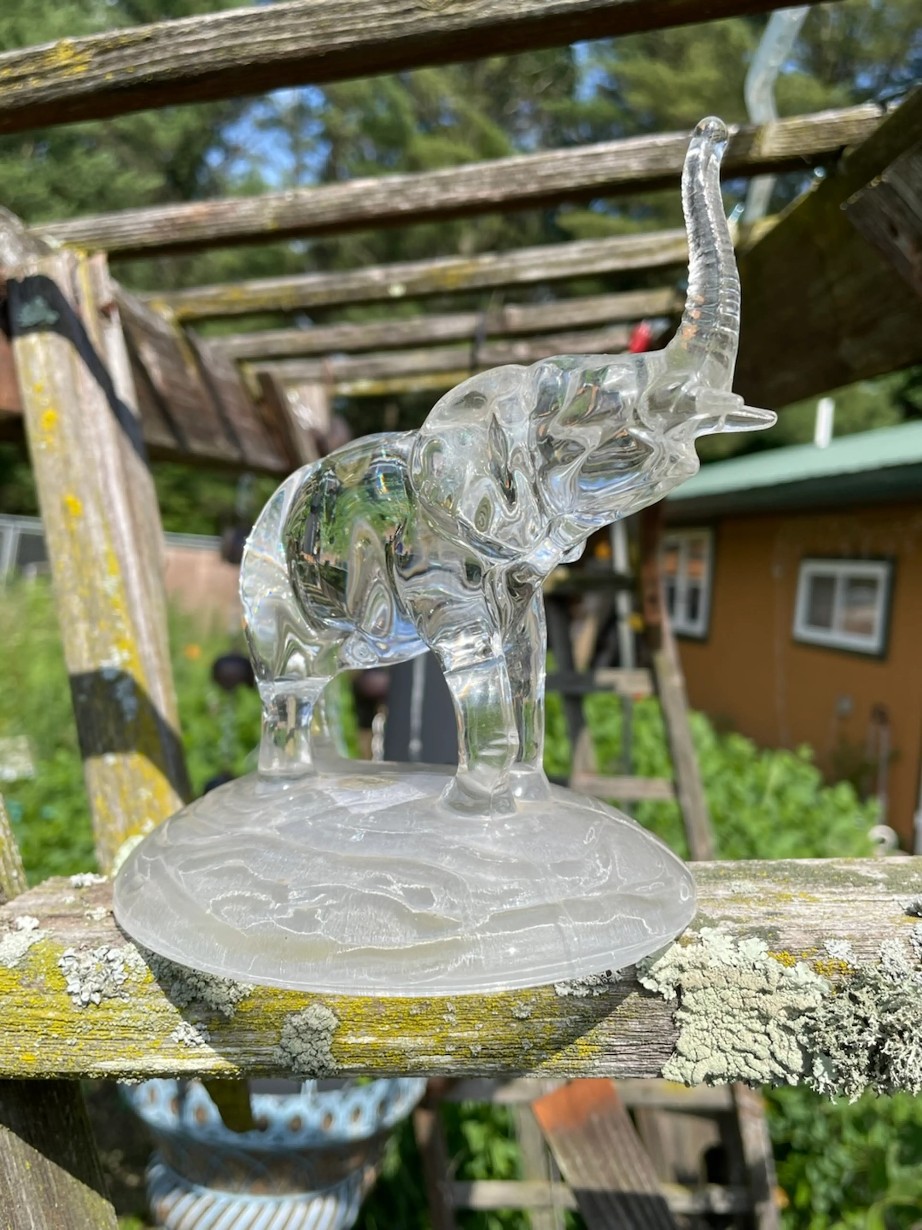 Image 2 of 6
