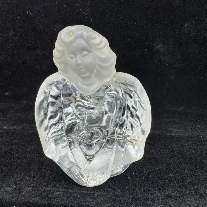 Fenton Clear Angel, Glows!