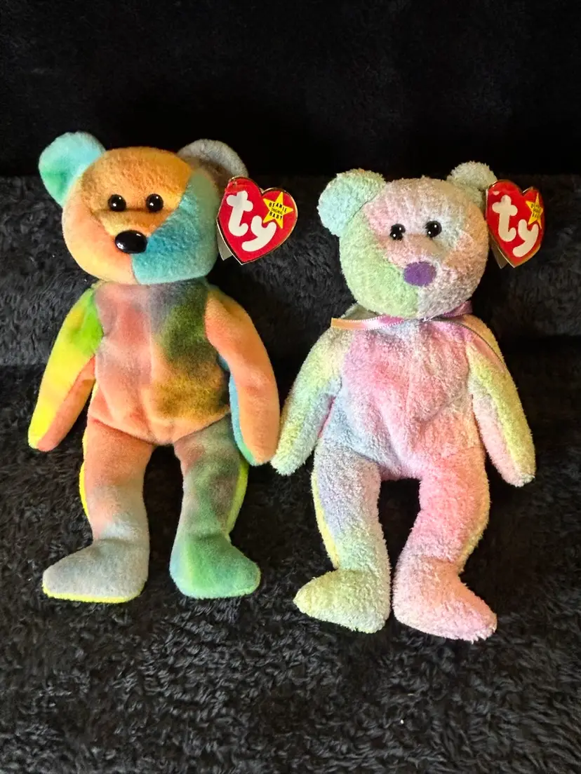 2 Rare Ty Beanie Babies Garcia And Groovy. Garcia Has Errors.