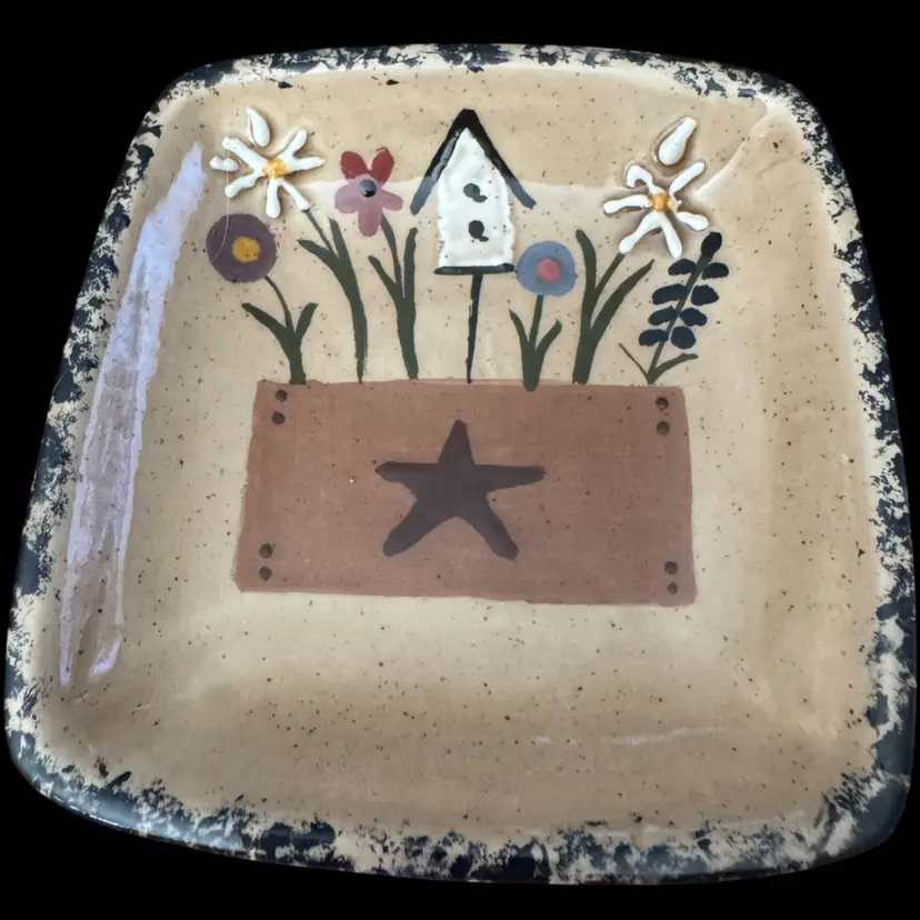 FFFT10 Hobbyist Ceramic Trinket Tray Tan Background With Green Splatter Edge 4.75”x1”