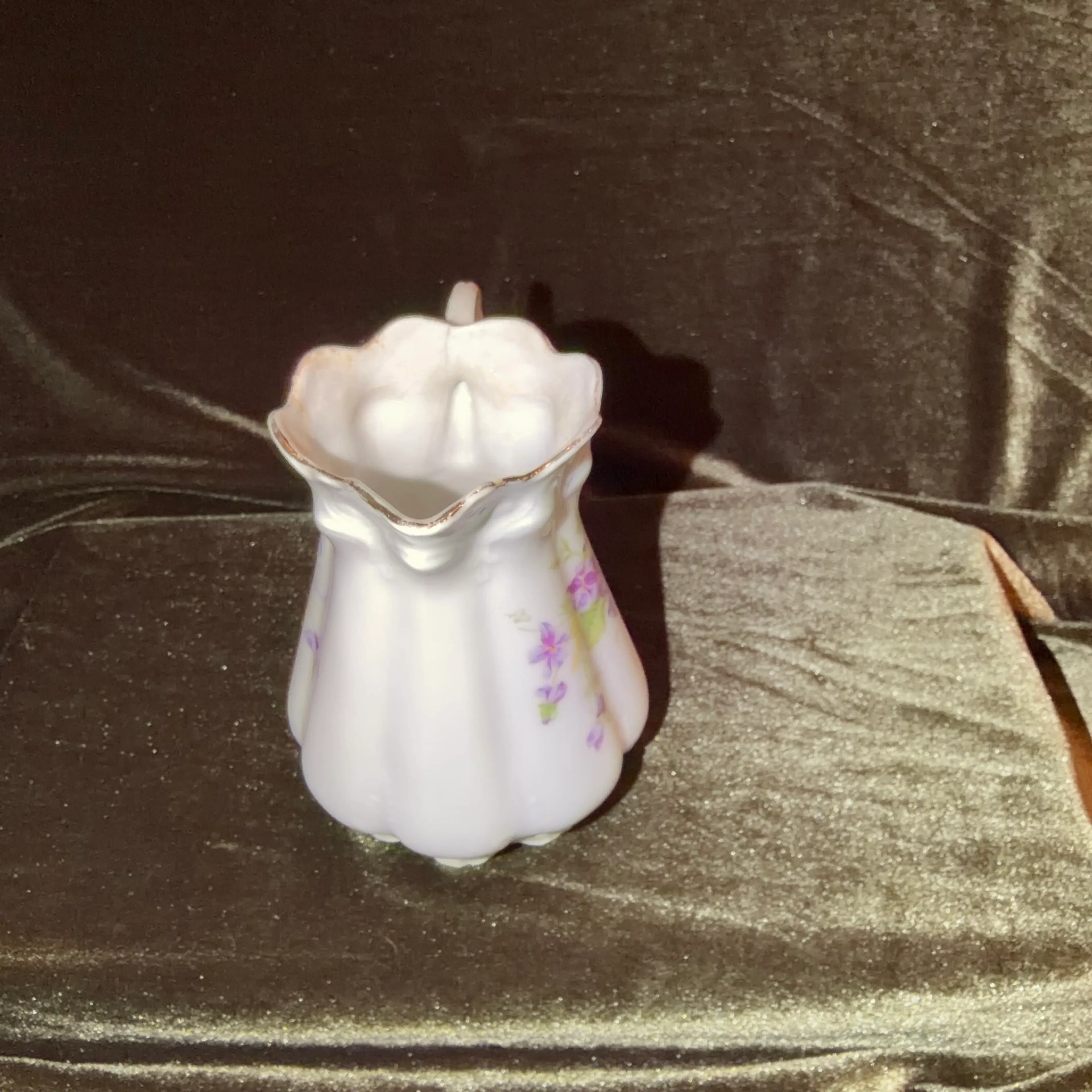 Image 3 of 8