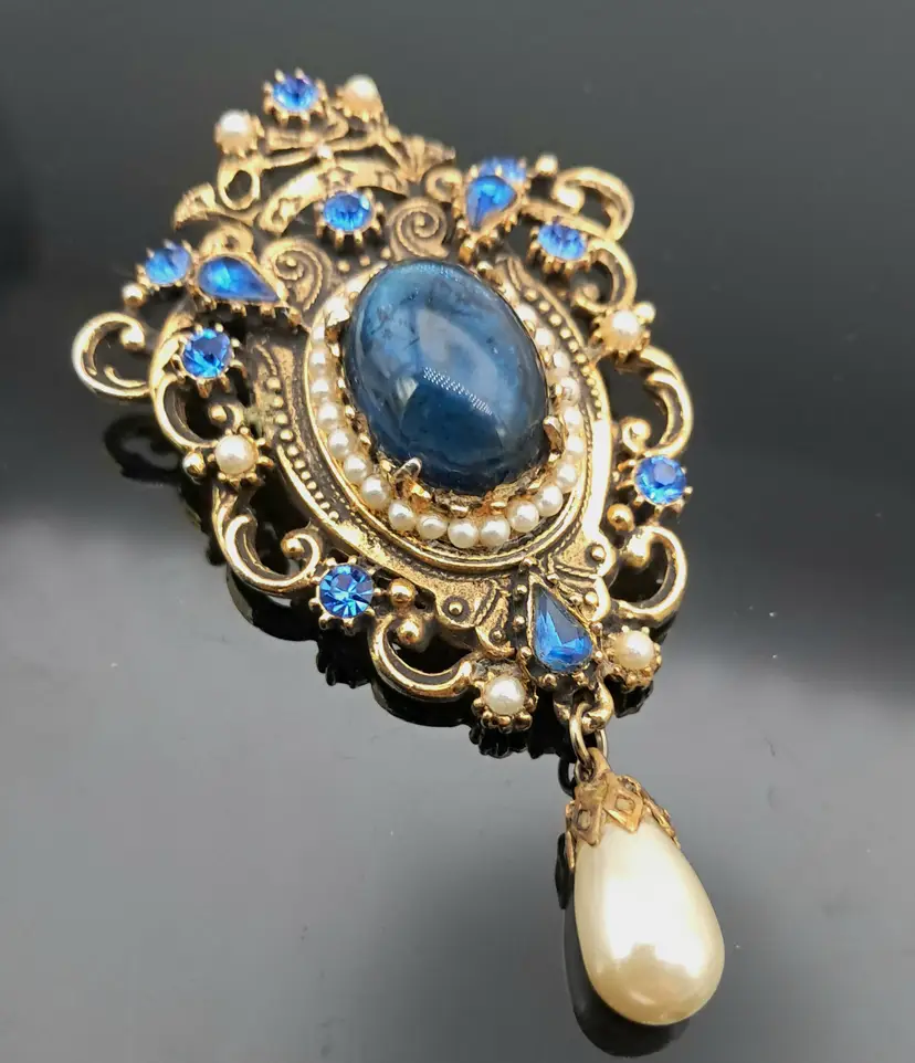 Vintage Verified Florenza pin.