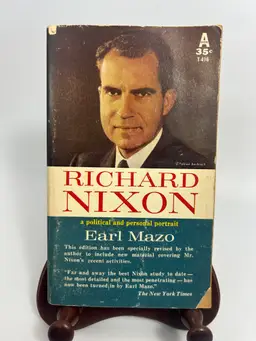 Vintage 'Richard Nixon a Political and Personal Portrait' By Earl Mazo Paperback 1960 Avon Books