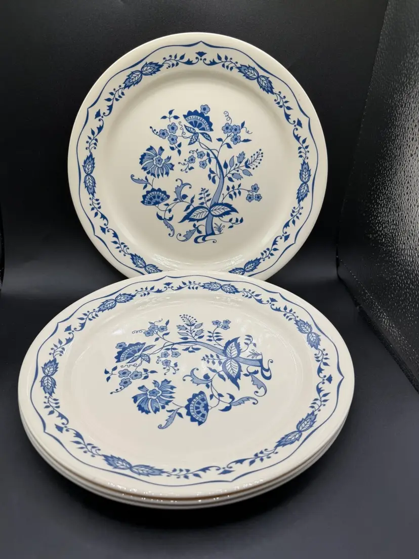 Corelle 10 1/4” Blue Floral Dinner Plates Vintage Set Of 4 Plates