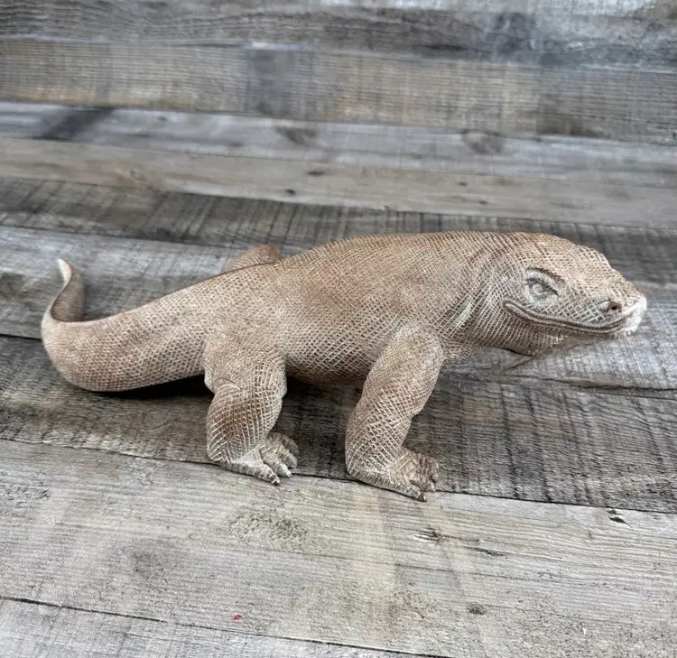 Vintage Kimodo Dragon Sculpture Decor
Carved Figure