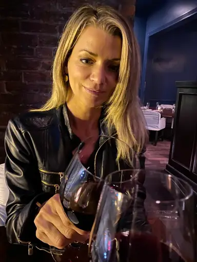 I’m Back!!!! With Glass, Pottery & Surprises!