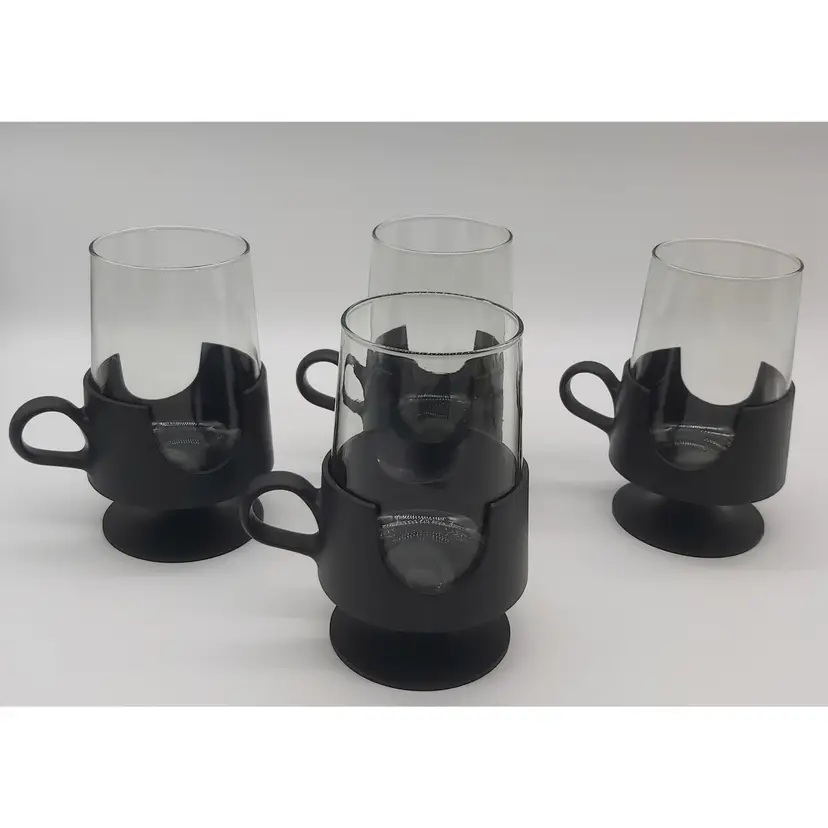 Set Of 4 Corning Glass-snap Mugs