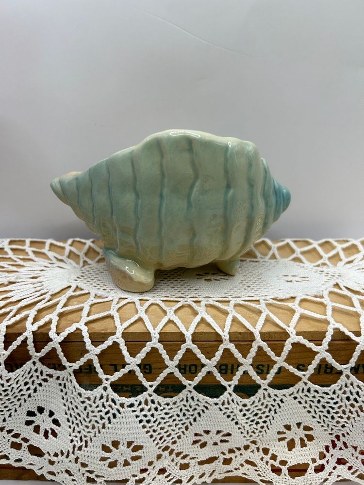 USA Pottery Conch Shell Planter 5x3