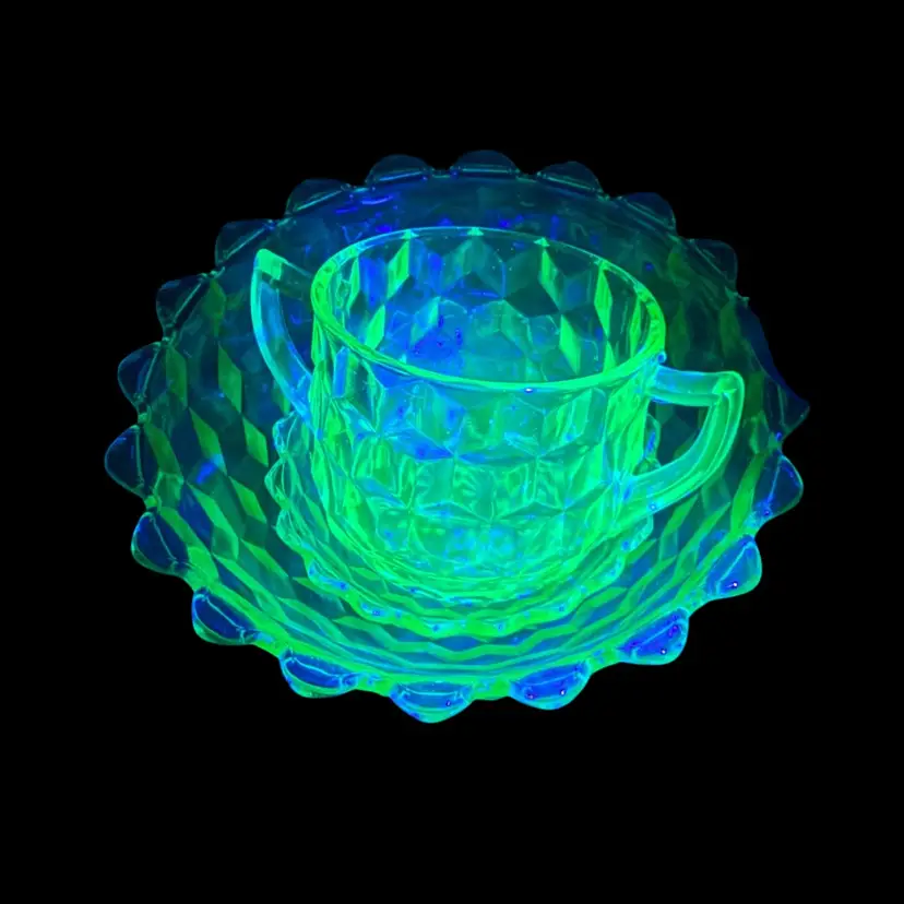 Jeannette Uranium Glass Serving Bowls (2) & Sugar Jar Cube/Cubist Green Depression Glass Pointed Edge Glows