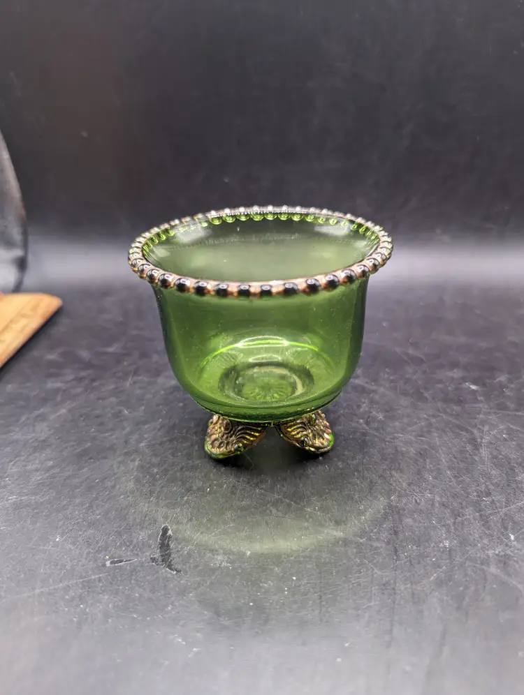 EAPG EMERALD GREEN COLORADO LACY MEDALLION US GLASS Footed Toothpick Holder Cup.